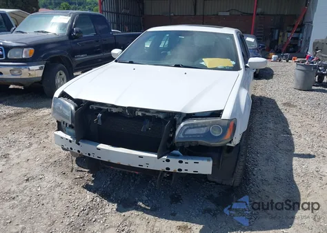 2013 Chrysler 300 300S from USA, damaged, VIN 2C3CCABG3DH682737